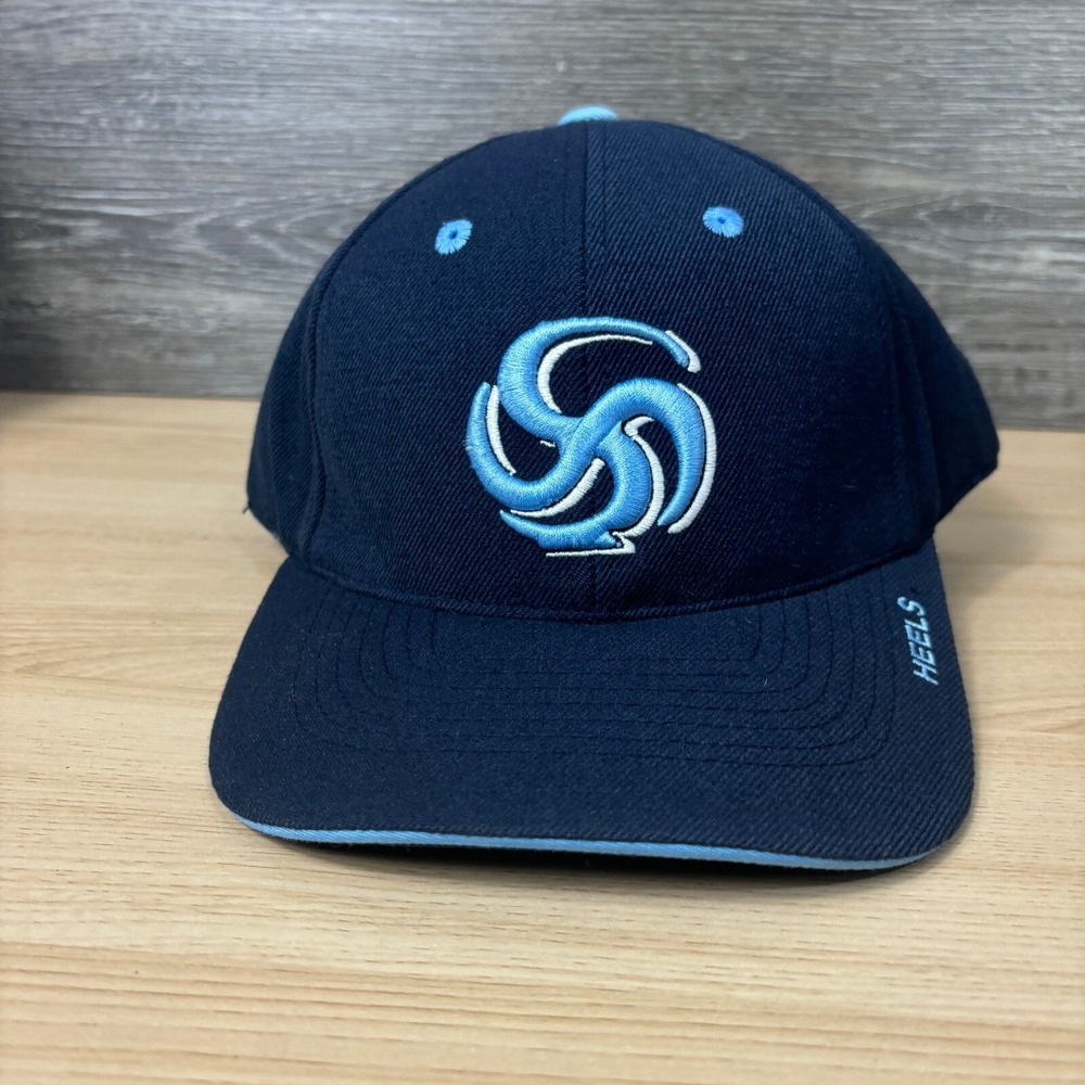 Vintage North Carolina Tar Heels Hat Cap Fitted 7 1/2 Navy Blue Top of the World